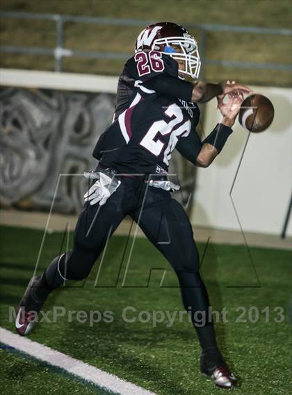 Thumbnail 2 in Marshall Vs Wylie (UIL 4A Bi-District Playoff) photogallery.