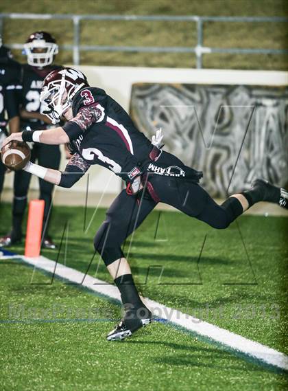 Thumbnail 3 in Marshall Vs Wylie (UIL 4A Bi-District Playoff) photogallery.