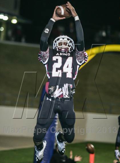Thumbnail 1 in Marshall Vs Wylie (UIL 4A Bi-District Playoff) photogallery.