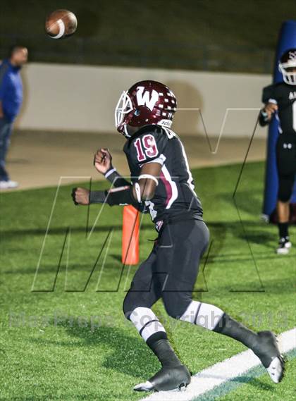 Thumbnail 2 in Marshall Vs Wylie (UIL 4A Bi-District Playoff) photogallery.