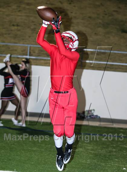 Thumbnail 2 in Marshall Vs Wylie (UIL 4A Bi-District Playoff) photogallery.
