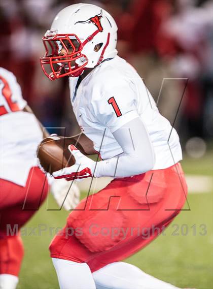 Thumbnail 3 in Marshall Vs Wylie (UIL 4A Bi-District Playoff) photogallery.