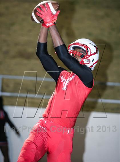Thumbnail 1 in Marshall Vs Wylie (UIL 4A Bi-District Playoff) photogallery.