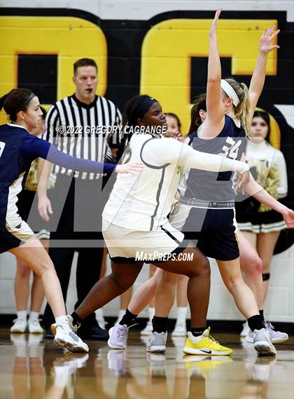 Thumbnail 2 in Keller vs Fossil Ridge photogallery.