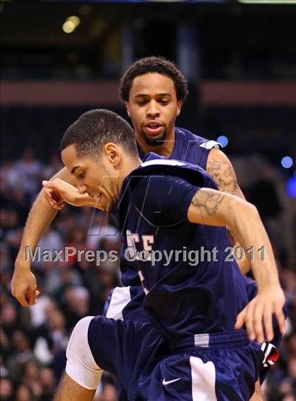 Thumbnail 3 in Lawrence vs St. John's Prep (MIAA Division 1 North Final) photogallery.