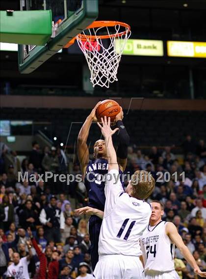 Thumbnail 2 in Lawrence vs St. John's Prep (MIAA Division 1 North Final) photogallery.