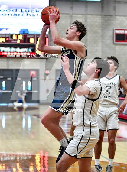 Thumbnail 2 in San Juan Hills vs. Dos Pueblos (Nike Extravaganza) photogallery.