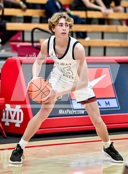 Thumbnail 2 in San Juan Hills vs. Dos Pueblos (Nike Extravaganza) photogallery.