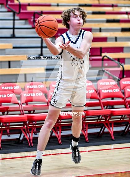 Thumbnail 2 in San Juan Hills vs. Dos Pueblos (Nike Extravaganza) photogallery.