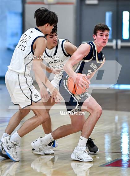 Thumbnail 3 in San Juan Hills vs. Dos Pueblos (Nike Extravaganza) photogallery.