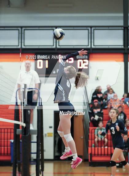 Thumbnail 3 in Bishop Grimes vs Phoenix photogallery.