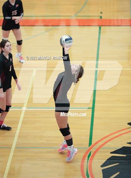 Thumbnail 3 in Bishop Grimes vs Phoenix photogallery.