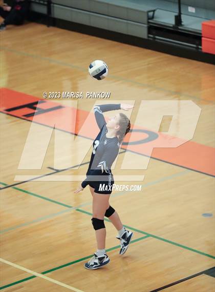 Thumbnail 3 in Bishop Grimes vs Phoenix photogallery.