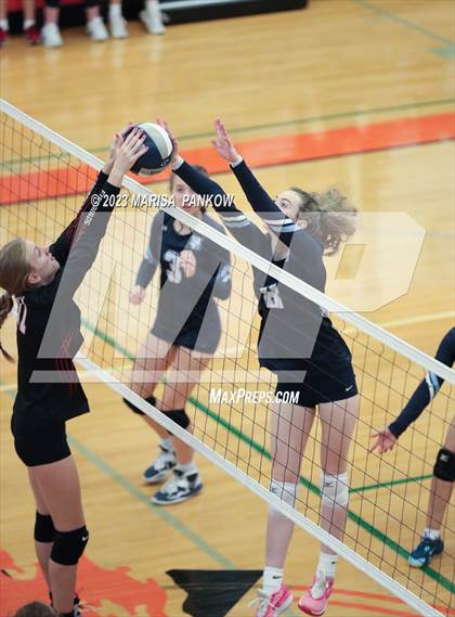 Thumbnail 1 in Bishop Grimes vs Phoenix photogallery.