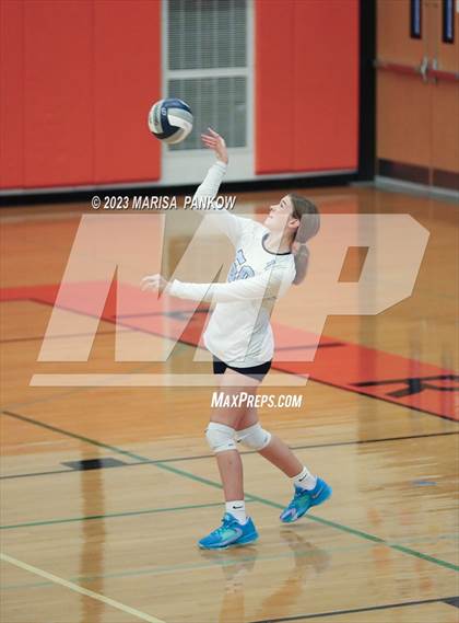 Thumbnail 2 in Bishop Grimes vs Phoenix photogallery.