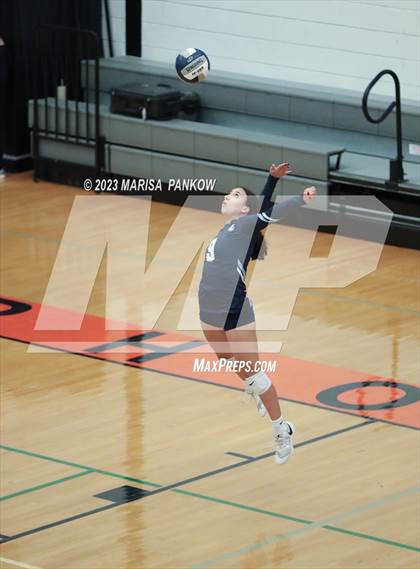 Thumbnail 2 in Bishop Grimes vs Phoenix photogallery.