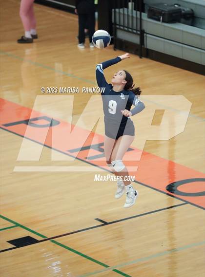 Thumbnail 3 in Bishop Grimes vs Phoenix photogallery.