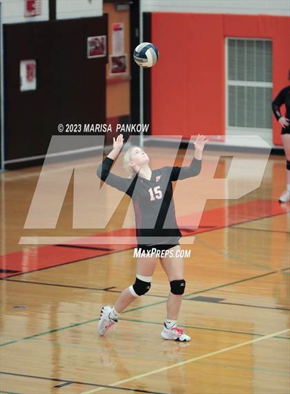 Thumbnail 2 in Bishop Grimes vs Phoenix photogallery.