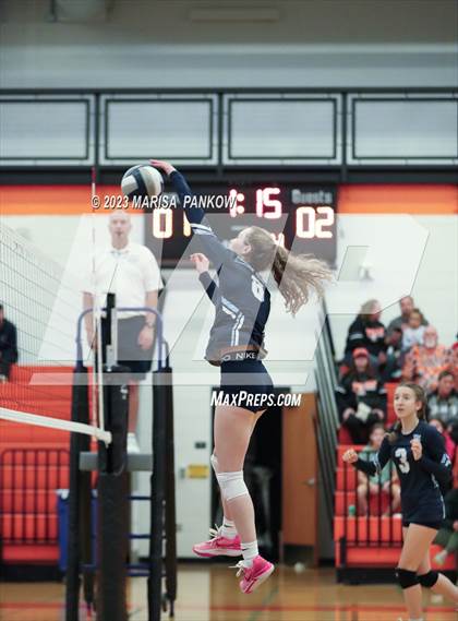 Thumbnail 1 in Bishop Grimes vs Phoenix photogallery.