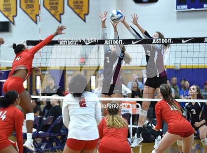 Thumbnail 2 in Assumption vs. Redondo Union (Durango Fall Classic Championship) photogallery.