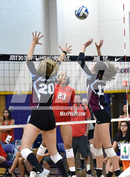 Thumbnail 2 in Assumption vs. Redondo Union (Durango Fall Classic Championship) photogallery.