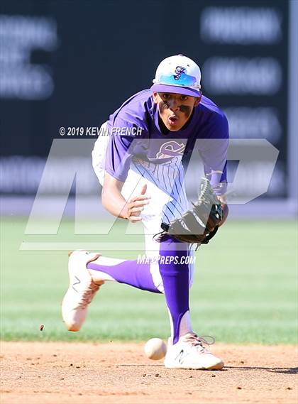 Thumbnail 1 in Sabino vs. Sahuarita (AIA 3A Final) photogallery.