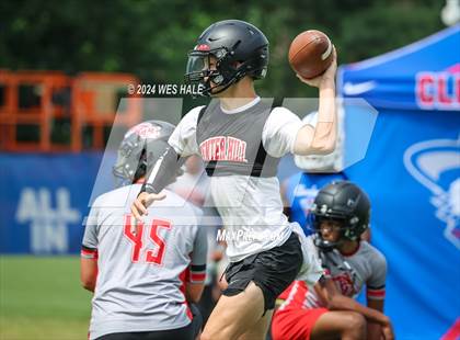 Thumbnail 2 in Cleveland Central vs Center Hill (U of Memphis 7v7) photogallery.