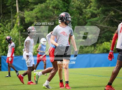 Thumbnail 3 in Cleveland Central vs Center Hill (U of Memphis 7v7) photogallery.