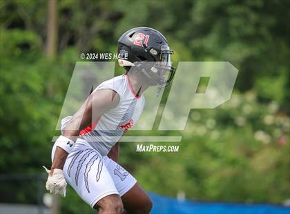Thumbnail 3 in Cleveland Central vs Center Hill (U of Memphis 7v7) photogallery.