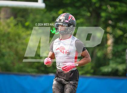 Thumbnail 2 in Cleveland Central vs Center Hill (U of Memphis 7v7) photogallery.