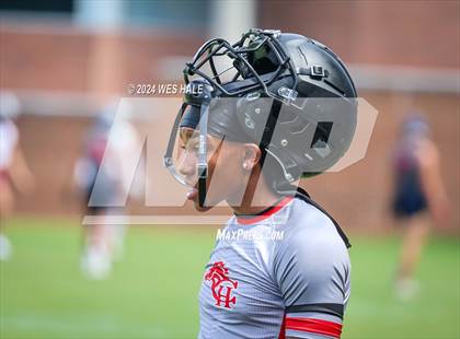 Thumbnail 1 in Cleveland Central vs Center Hill (U of Memphis 7v7) photogallery.