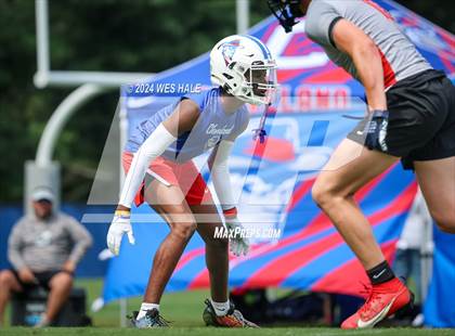 Thumbnail 1 in Cleveland Central vs Center Hill (U of Memphis 7v7) photogallery.