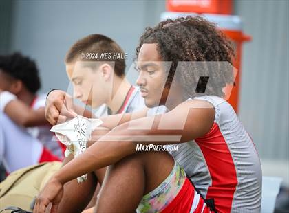 Thumbnail 1 in Cleveland Central vs Center Hill (U of Memphis 7v7) photogallery.