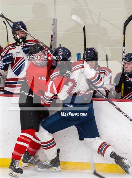 Thumbnail 1 in Dexter Southfield @ Rivers photogallery.