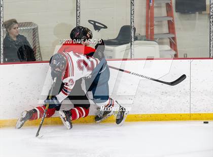 Thumbnail 1 in Dexter Southfield @ Rivers photogallery.