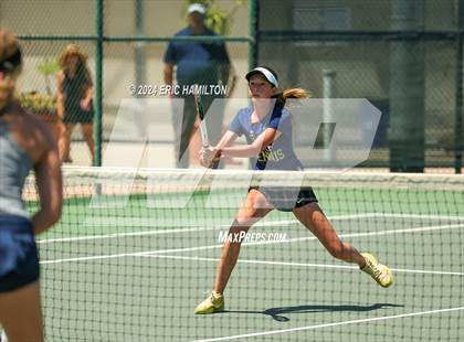 Thumbnail 3 in Notre Dame (SO) @ Brentwood School (Scrimmage) photogallery.
