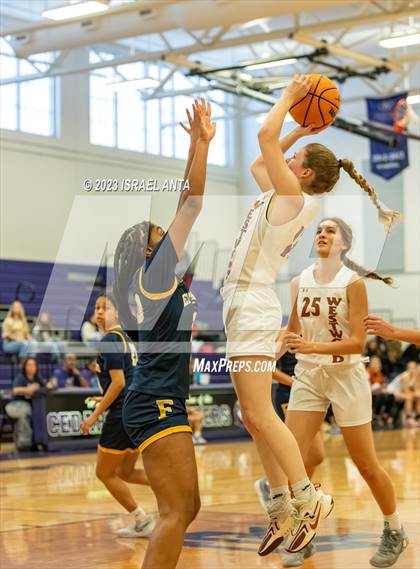 Thumbnail 2 in Eastwood vs. Round Rock Westwood (I45 Showdown) photogallery.