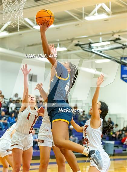 Thumbnail 2 in Eastwood vs. Round Rock Westwood (I45 Showdown) photogallery.