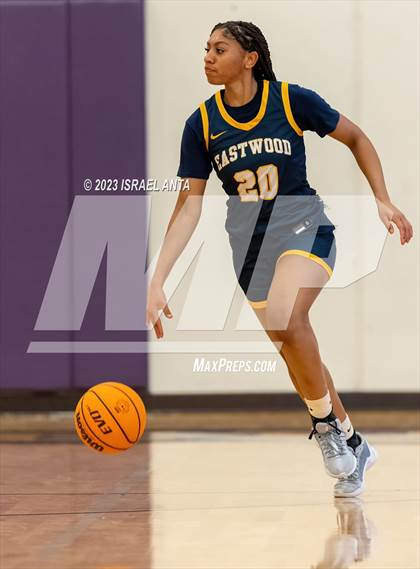 Thumbnail 1 in Eastwood vs. Round Rock Westwood (I45 Showdown) photogallery.