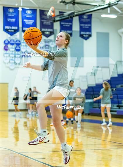Thumbnail 3 in Eastwood vs. Round Rock Westwood (I45 Showdown) photogallery.