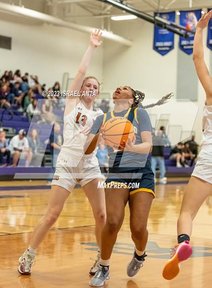 Thumbnail 3 in Eastwood vs. Round Rock Westwood (I45 Showdown) photogallery.