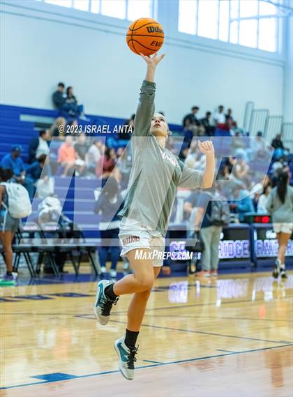 Thumbnail 2 in Eastwood vs. Round Rock Westwood (I45 Showdown) photogallery.