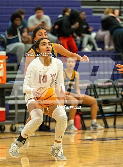 Thumbnail 1 in Eastwood vs. Round Rock Westwood (I45 Showdown) photogallery.