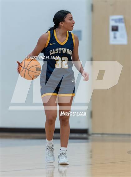 Thumbnail 2 in Eastwood vs. Round Rock Westwood (I45 Showdown) photogallery.