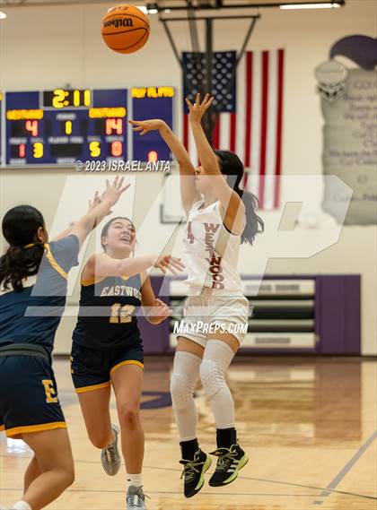 Thumbnail 2 in Eastwood vs. Round Rock Westwood (I45 Showdown) photogallery.