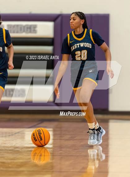Thumbnail 2 in Eastwood vs. Round Rock Westwood (I45 Showdown) photogallery.