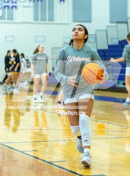 Thumbnail 1 in Eastwood vs. Round Rock Westwood (I45 Showdown) photogallery.