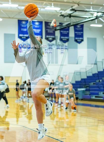 Thumbnail 1 in Eastwood vs. Round Rock Westwood (I45 Showdown) photogallery.