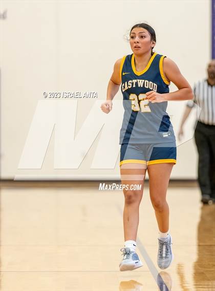 Thumbnail 2 in Eastwood vs. Round Rock Westwood (I45 Showdown) photogallery.