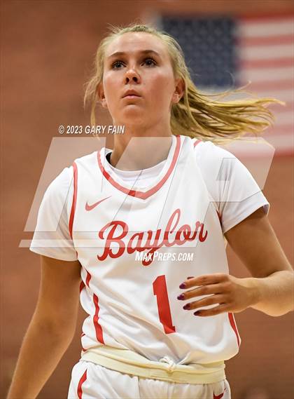 Thumbnail 2 in Webb @ Baylor photogallery.